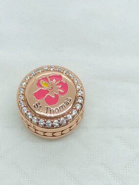 ✨ ✨Pandora Exclusive Island of Saint Thomas Sparkling Rose Gold Charm